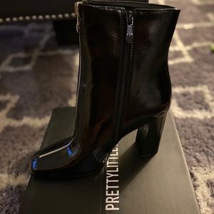 Black ankle boot